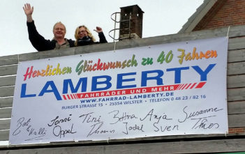 25554 Wilster: „Lamberty Fahrräder & mehr“ renoviert 40. Firmenjubiläum feierten Frank Lamberty und seine Frau Petra 2016